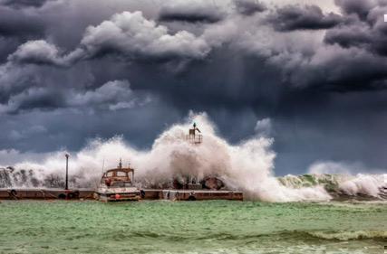 Heavy Rains em Texas Delay Plans To Boost Production At Hinton Steel Plant